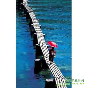 【長(zhǎng)沙往返尊惠系列1】：張家界、天子山、鳳凰、韶山、長(zhǎng)沙三晚四日游